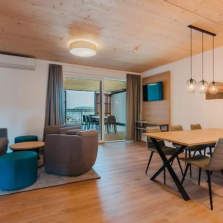 Apartament Fruehstueck Terrasse Mit 2 Schlafzimmer *